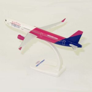 Airbus A321 Wizz Air 221010